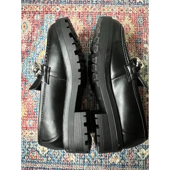 Esprit Briley loafers with lug sole. Size 7.5