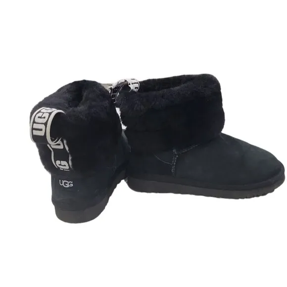 EUC UGG women's Fluff Mini Quilted Logo suede leather sheepskin Boots, sz 5