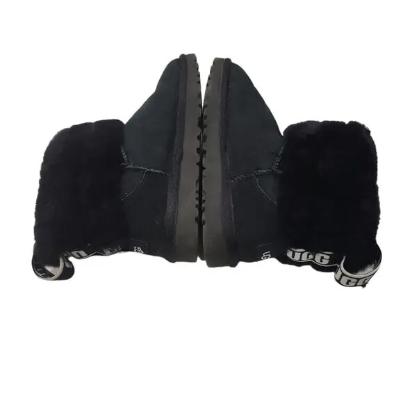 EUC UGG women's Fluff Mini Quilted Logo suede leather sheepskin Boots, sz 5