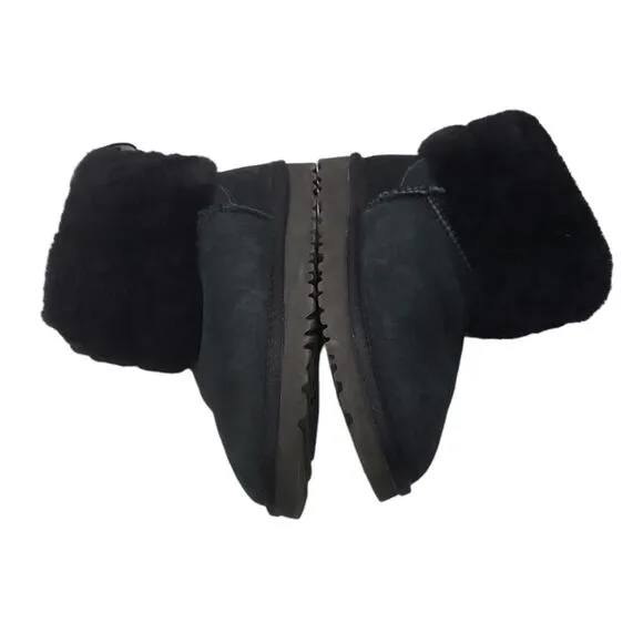 EUC UGG women's Fluff Mini Quilted Logo suede leather sheepskin Boots, sz 5