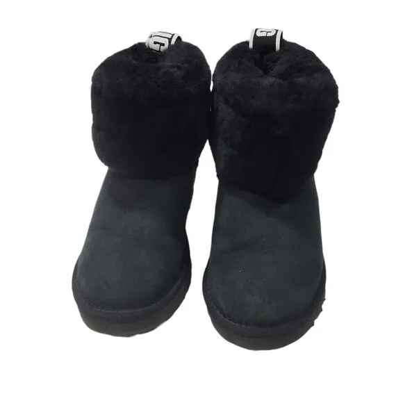 EUC UGG women's Fluff Mini Quilted Logo suede leather sheepskin Boots, sz 5