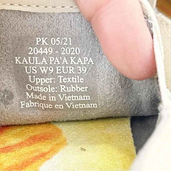 EUC Women's OluKai Kaula Pa'a Kapa Convertible Espadrilles