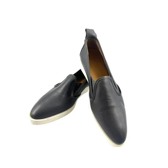 Everlane The Leather Street Shoe Point Toe Sneaker Grey Size 9
