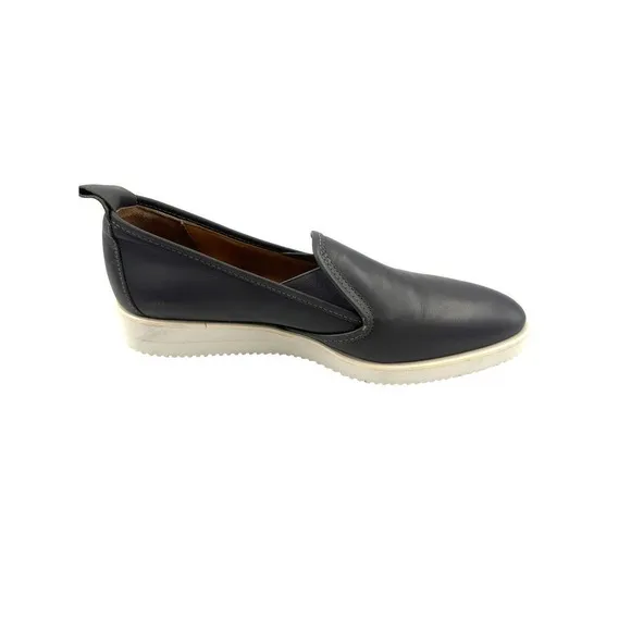 Everlane The Leather Street Shoe Point Toe Sneaker Grey Size 9