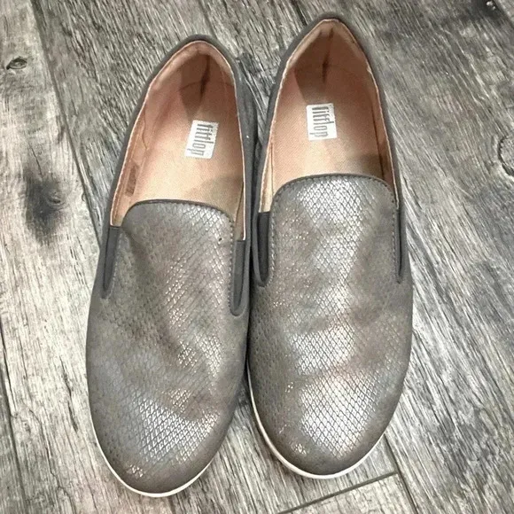 Fitflop Superskate Snake Gray Loafers size 6.5 comfort walking slip on sneaker