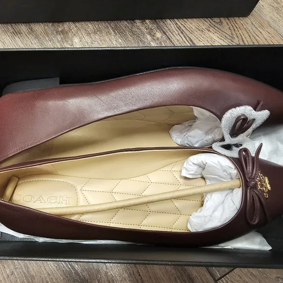 Flats, ballet, casual, office, luxury, designer, coach, shoes, women's, travel,