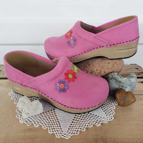 Flower Power Dansko Pro Clog Pink  Embroidered Nubuck Suede Girls Boho EU 30 35