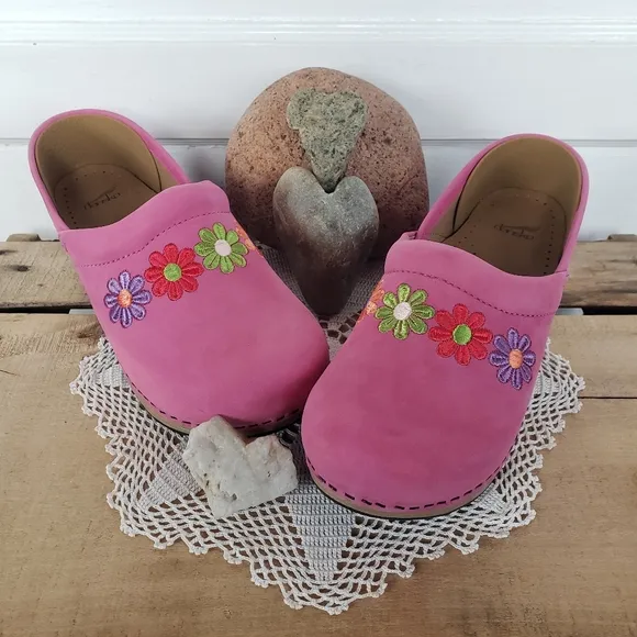 Flower Power Dansko Pro Clog Pink  Embroidered Nubuck Suede Girls Boho EU 30 35