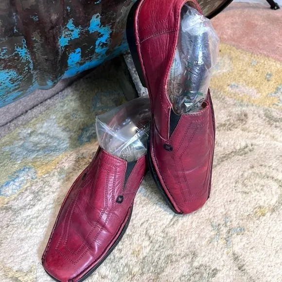 Fratelli, Rich Wine Leather, Slip-On Loafers,Elastic Darts for Extreme Comfort