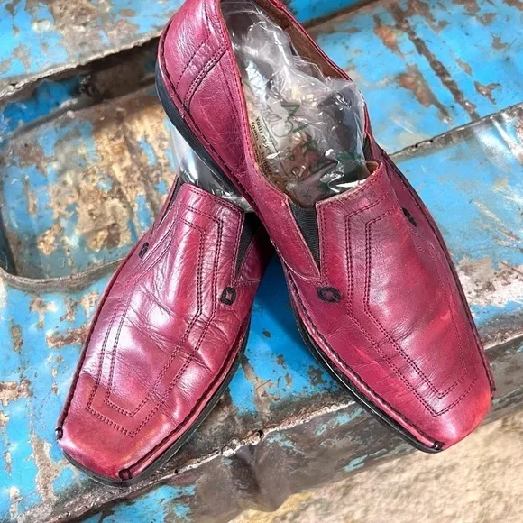 Fratelli, Rich Wine Leather, Slip-On Loafers,Elastic Darts for Extreme Comfort
