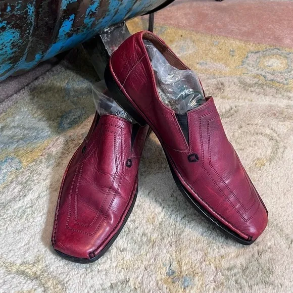Fratelli, Rich Wine Leather, Slip-On Loafers,Elastic Darts for Extreme Comfort