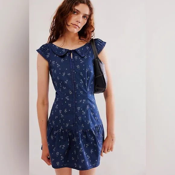 FREE PEOPLE Beasley Mini Dress in Navy Combo SZ Medium NWOT!