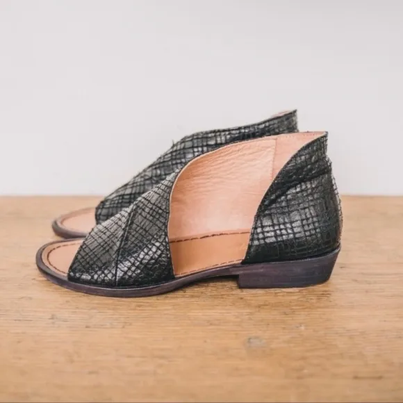 Free People cut out leather sandals flats