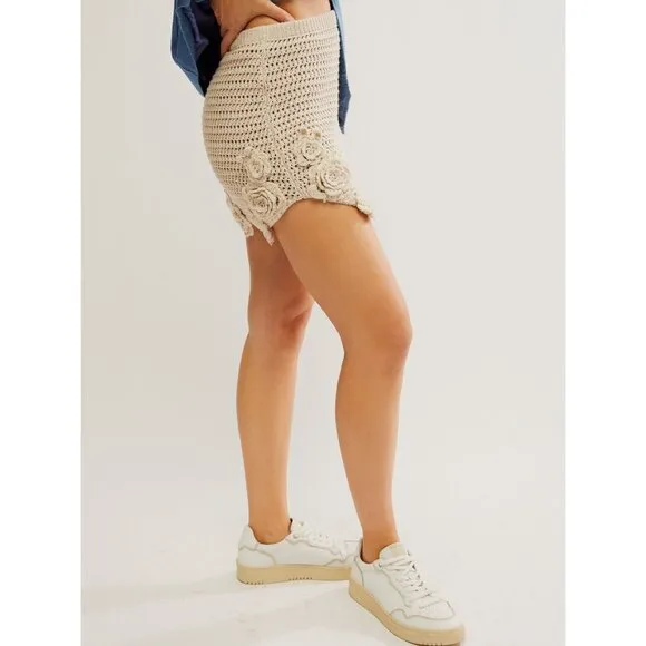 FREE PEOPLE Flora Crochet Mini Skirt / Natural