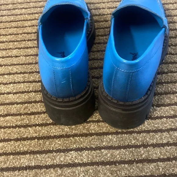 Free People Lyra Lug Sole Leather Loafers in Baywatch Blue size 38.5 New no Box