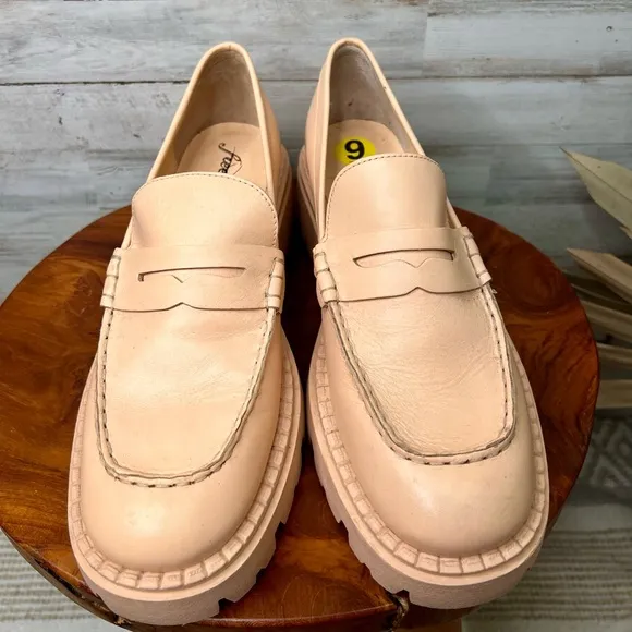 Free People Women's Lyra Lug Sole Loafers in Cantaloupe Size EU 39.5 Casual Shoe