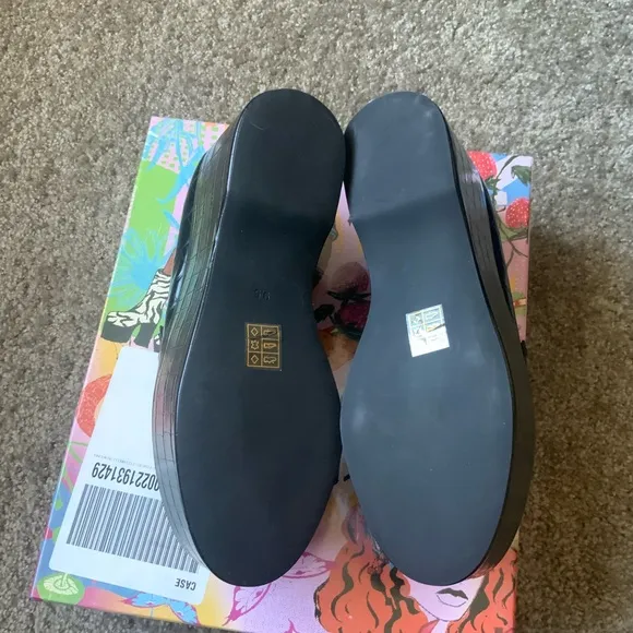 Free People x Jeffrey Campbell Black Platform loafers with Chunky Sole size 9.5