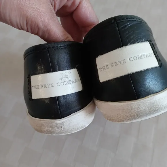 Frye Dylan Black Leather Slip On Sneakers
