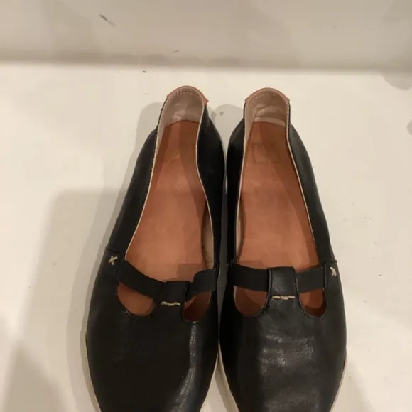 FRYE Flats Womens Shoes Melanie T Strap Buffed Nubuck Black Leather 10 M $148