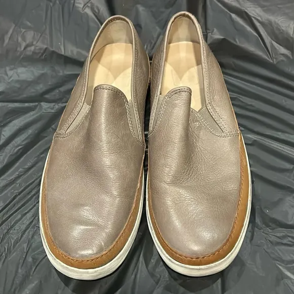 Frye Gavin Slipon Men’s 10 Brown Leather Loafers Summer Vacation