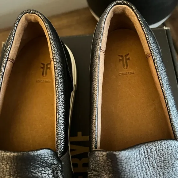 FRYE Slip-On (IVY)