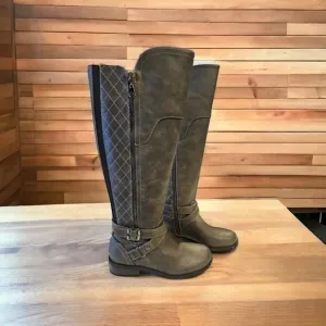 Gbg by Guess Hayden Gray quilted riding tall boots sz 5