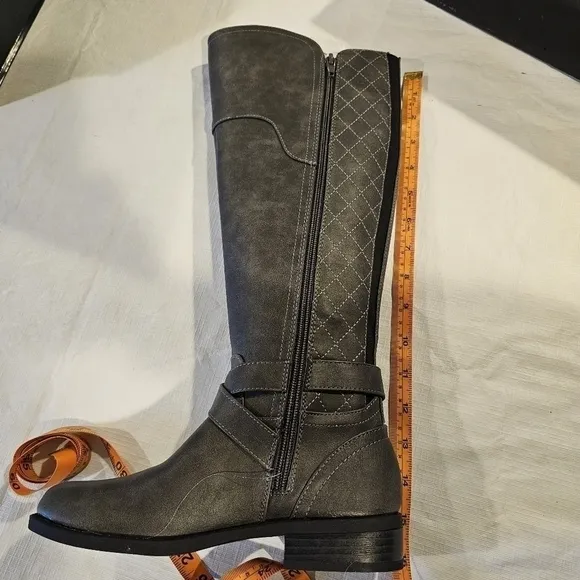 Gbg by Guess Hayden Gray quilted riding tall boots sz 5