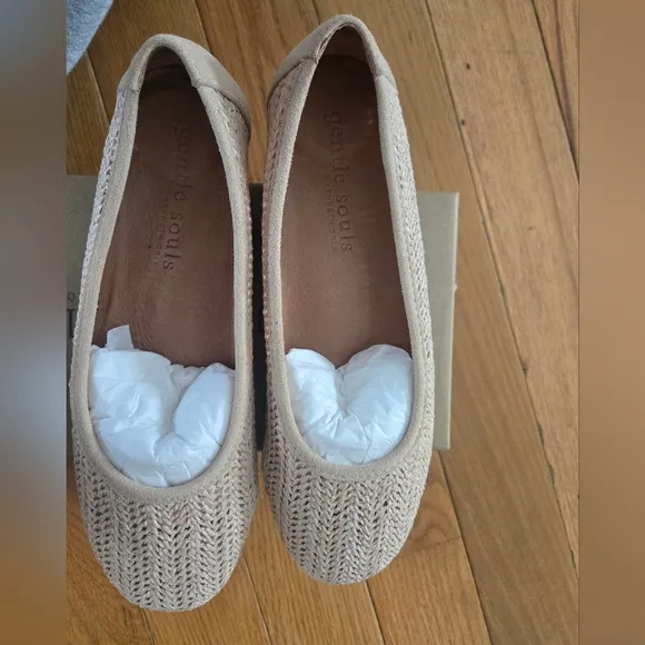 Gentle Souls by Kenneth Cole 7.5M Eugene Travel Ballet Flats Packable Woven