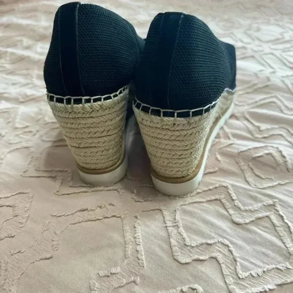 Gentle Souls Womens Elyssa Black Espadrilles Size 6 Medium SUPER COMFORTABLE