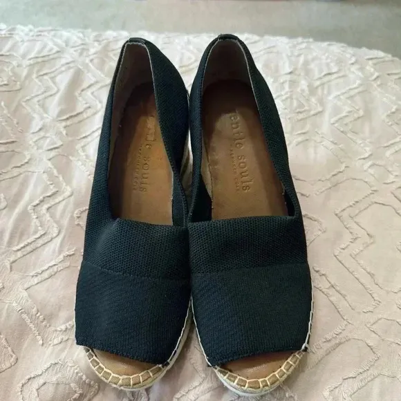Gentle Souls Womens Elyssa Black Espadrilles Size 6 Medium SUPER COMFORTABLE