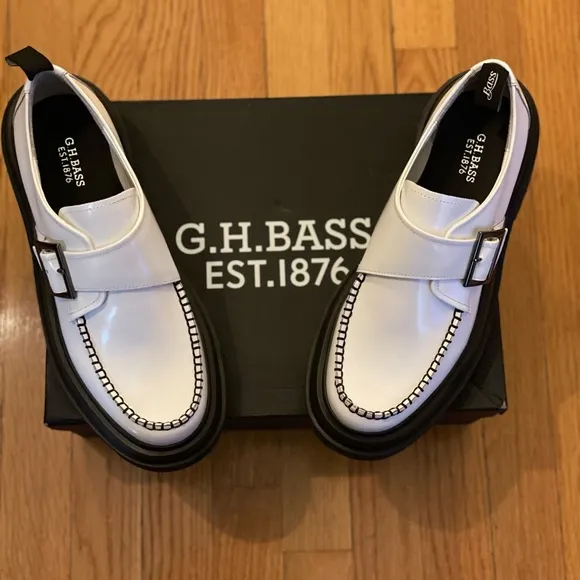 G.H. BASS White Leather Platform Derby Loafers - Women’s Size 9.5 - New In Box