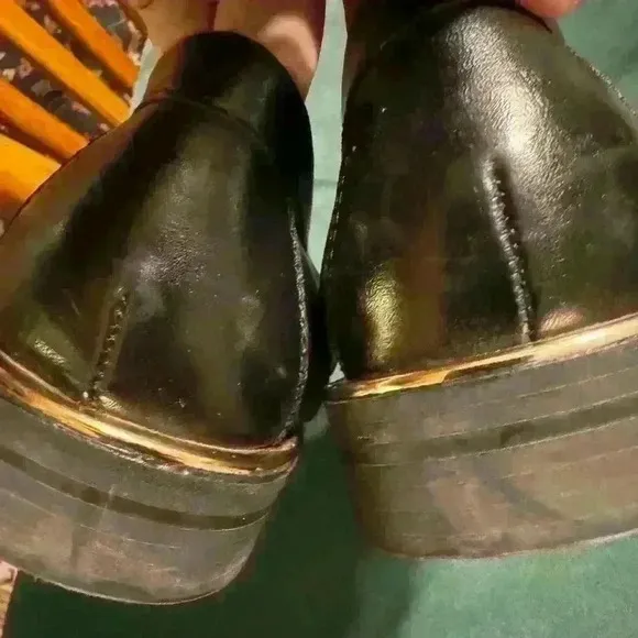 Gino Rossi Black Leather Loafers with Gold Trim size 37