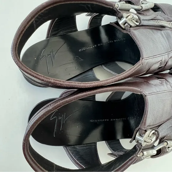 GIUSEPPE ZANOTTI Gladiator Burgundy Leather Buckle Strap Flats Sandals Sz 40