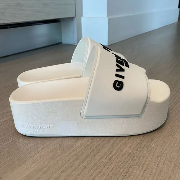 Givenchy Paris Mule Platform Slides. white size 36