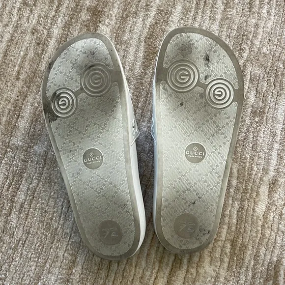 Gucci GG Logo Rubber slides