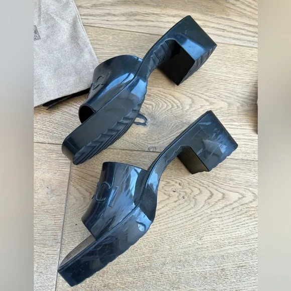 Gucci Rubber Slides