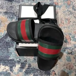 Gucci Slides Authentic