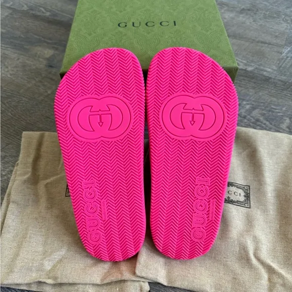 Gucci Web Cross Red and Green Rubber Slides size 36