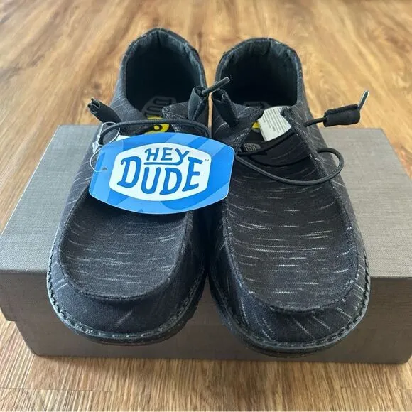 HEY DUDE black casual walking shoes sneakers women’s 7 new
