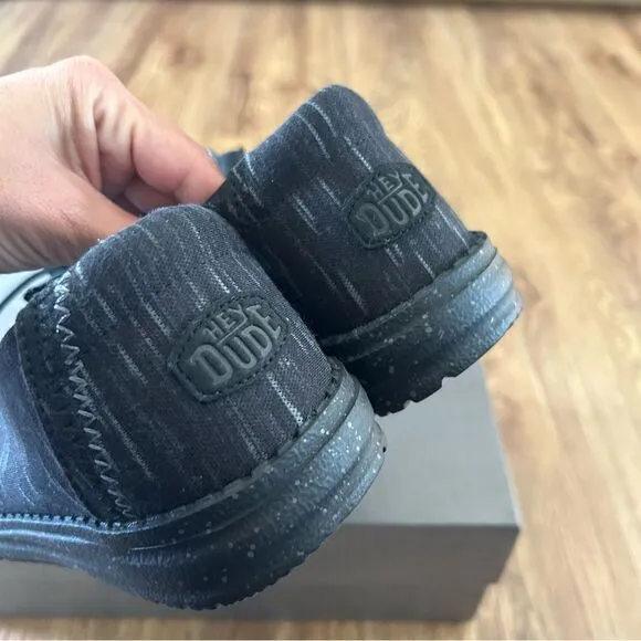 HEY DUDE black casual walking shoes sneakers women’s 7 new