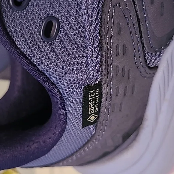 Hoka Anacapa 2 Low GTX Vibram Mega Grip Gore-Tex Purple Running Shoes Wmns 8B