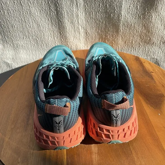 Hoka One One Speedgoat 4 Womens Sneakers Teal Cantaloupe 1106527 Size 10