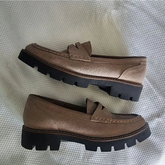 House of Harlow 1960 Gunner Light Taupe Suede Platform Lug Sole Loafers