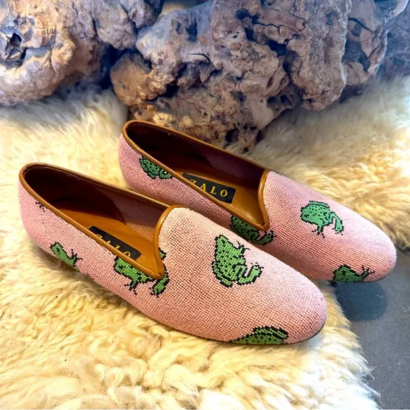 House of Zalo - Pink Needlepoint Loafers with Green Frog Design - Size 37.5