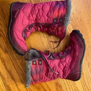 🎉HP🎉 Columbia Quilted Boots
