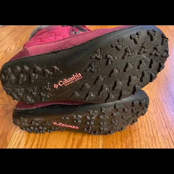 🎉HP🎉 Columbia Quilted Boots