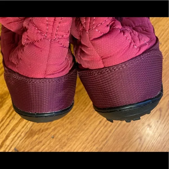 🎉HP🎉 Columbia Quilted Boots