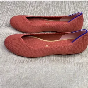 💫HP‼️💫 NWOT Rothy’s Round Toe Loafers in Rose Color w/ Blue Piping, Size 9.5.