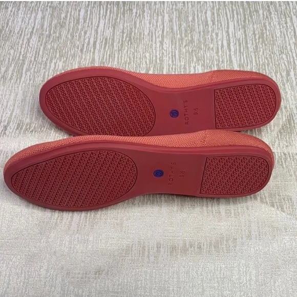 💫HP‼️💫 NWOT Rothy’s Round Toe Loafers in Rose Color w/ Blue Piping, Size 9.5.