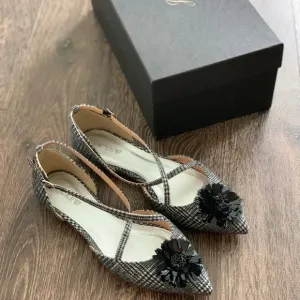 🎈HP🎈J. Crew Sadie cross-strap flats in plaid